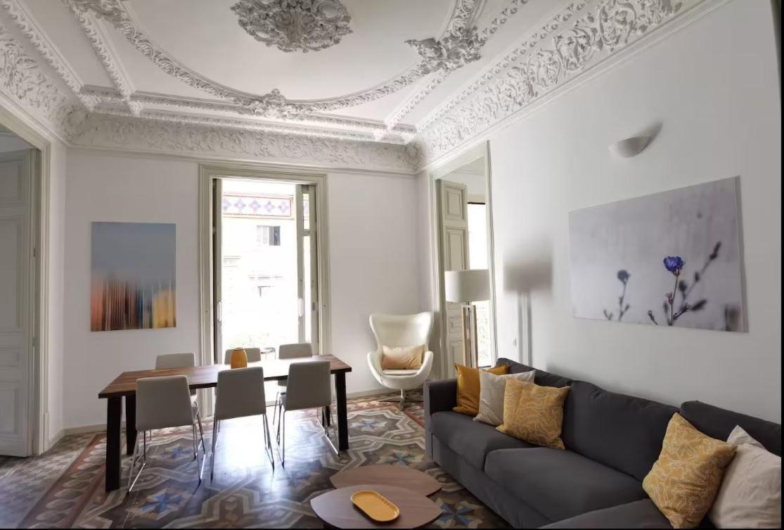 M&E Agency Apartments Valencia 277 By Marta And Emanuele Барселона Экстерьер фото